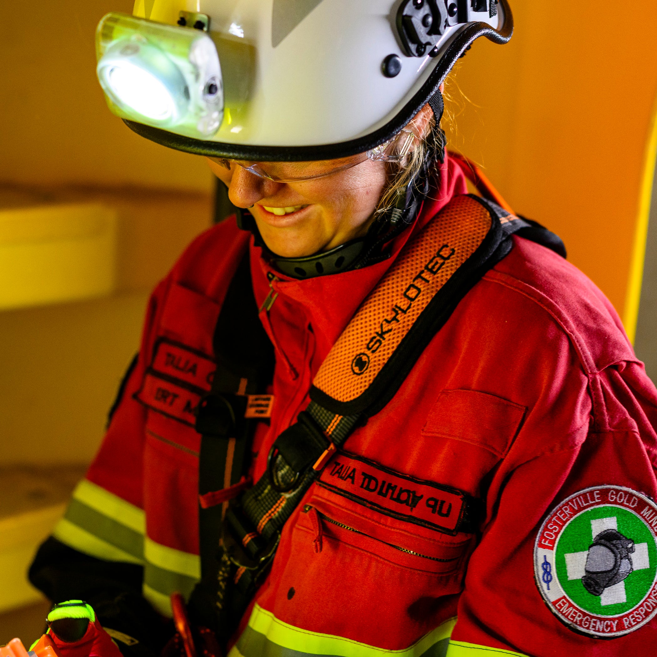 Skylotec IGNITE NEON - 5 D-ring Harness — ISH24 Safety and Rescue Store