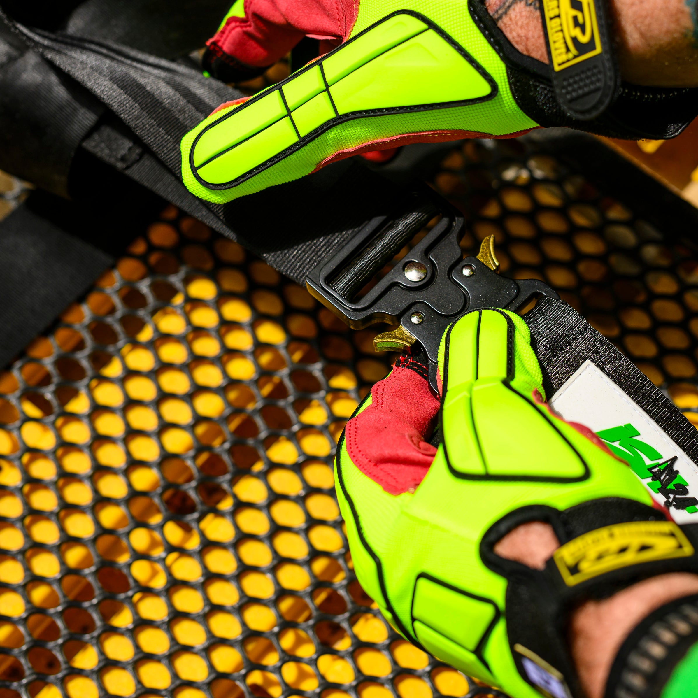 Rope Rescue Gloves (Ringers Super-Hero High Vis) — ISH24 Safety and ...
